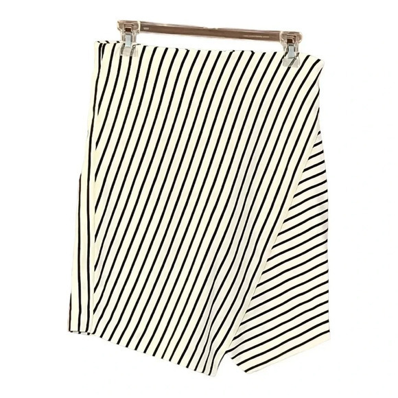 LOFT BLACK AND WHITE ASYMMETRICAL MINI PENCIL SKIRT STRETCHY SIZE SMALL - Picture 1 of 6
